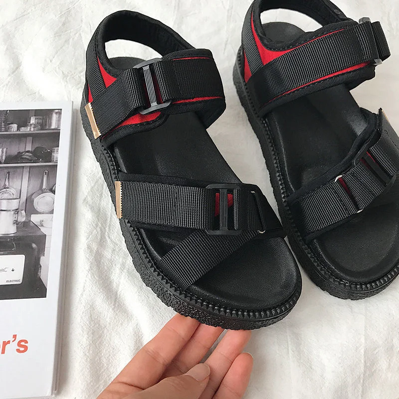 

Новинка лета 2023, пляжные туфли на толстой подошве в европейском и американском стиле, женские сандалии на платформе с цветными блокировками, женские туфли