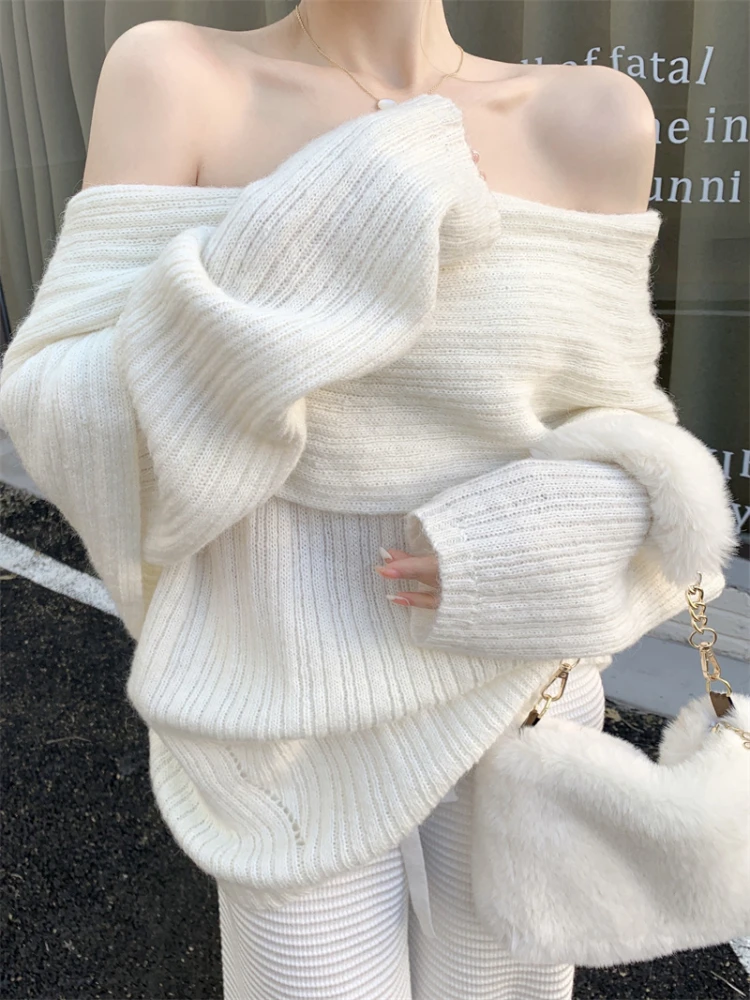 

One-shoulder Sweater women Hong Kong flavor sexy collarbone long-sleeved knitwear autumn winter loose gentle wind pullover top