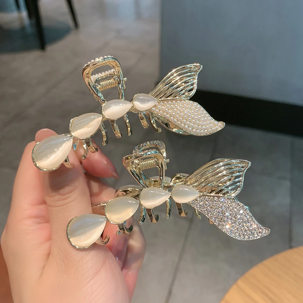 

Mermaid Tail Claw Clip Korean Hair Clips Hair Claws Pearl Hairpin Elegant Shark Clip Hair Accessories For Women Claw Clamp