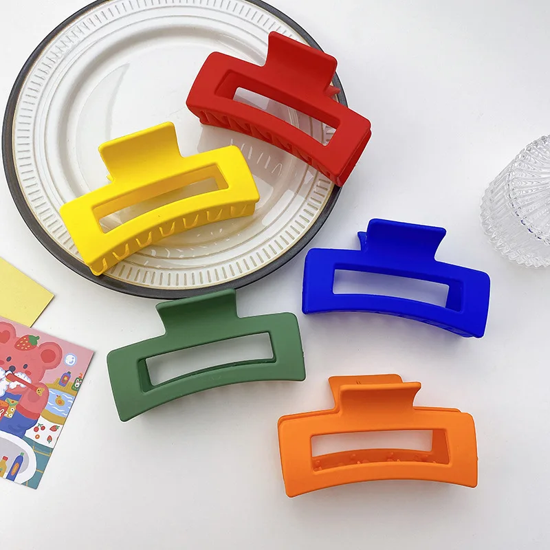 

10CM 2022 New Hair Claw Large Geometric Hollow Square Candy Color Acrylic Hair Clip for Women Hair Headwear Accessories