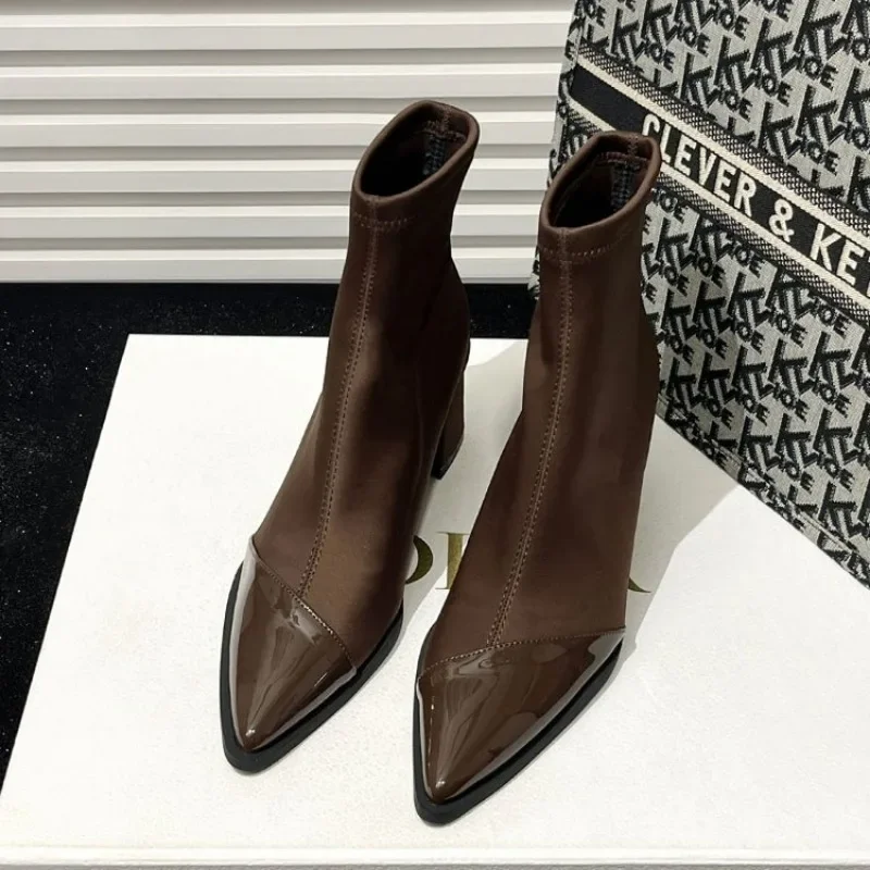 Ботильоны женские замшевые туфли на массивном среднем каблуке с острым носком