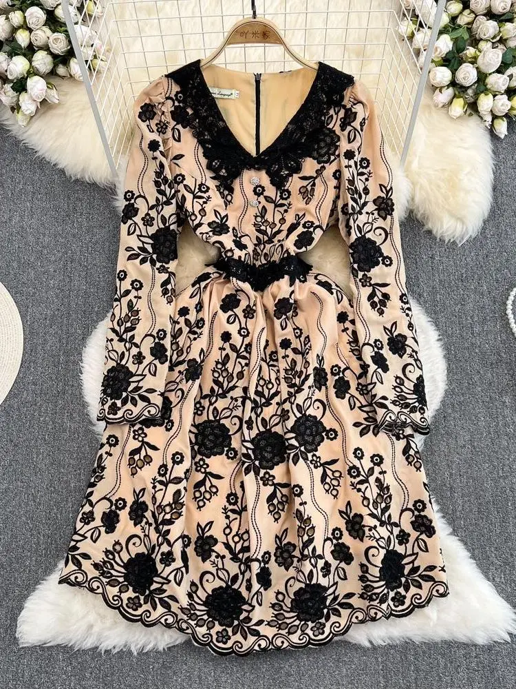 New Fashion Elegant Women's Black Lace Midi Dress Luxury Runway Hollow Out Embroidery Peter Pan Collar Long Sleeve Dresses