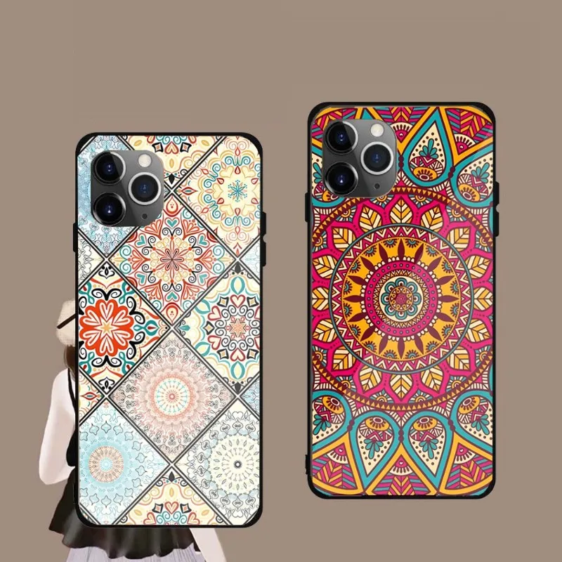 

Mandala Flower Phone Case For IPhone 14 13 12 11 XS X 8 7 6 Plus Mini Pro Max SE 2022 Black PC TPU Glass Phone Cover