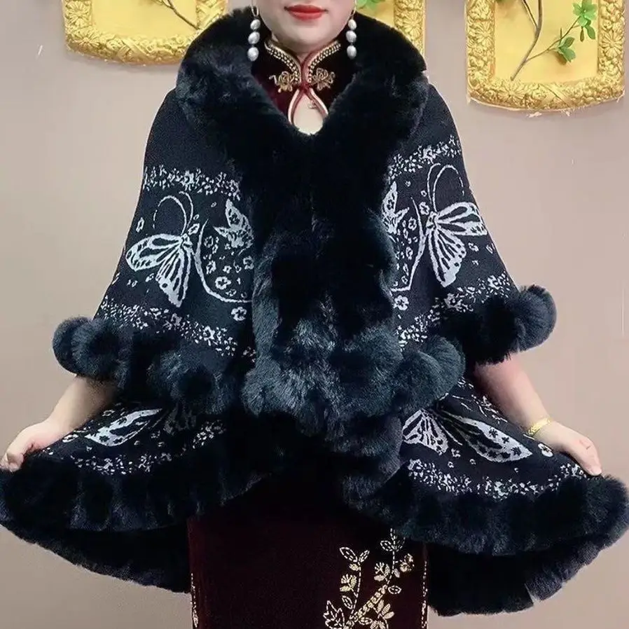 Женский кардиган-пончо средней длины с принтом