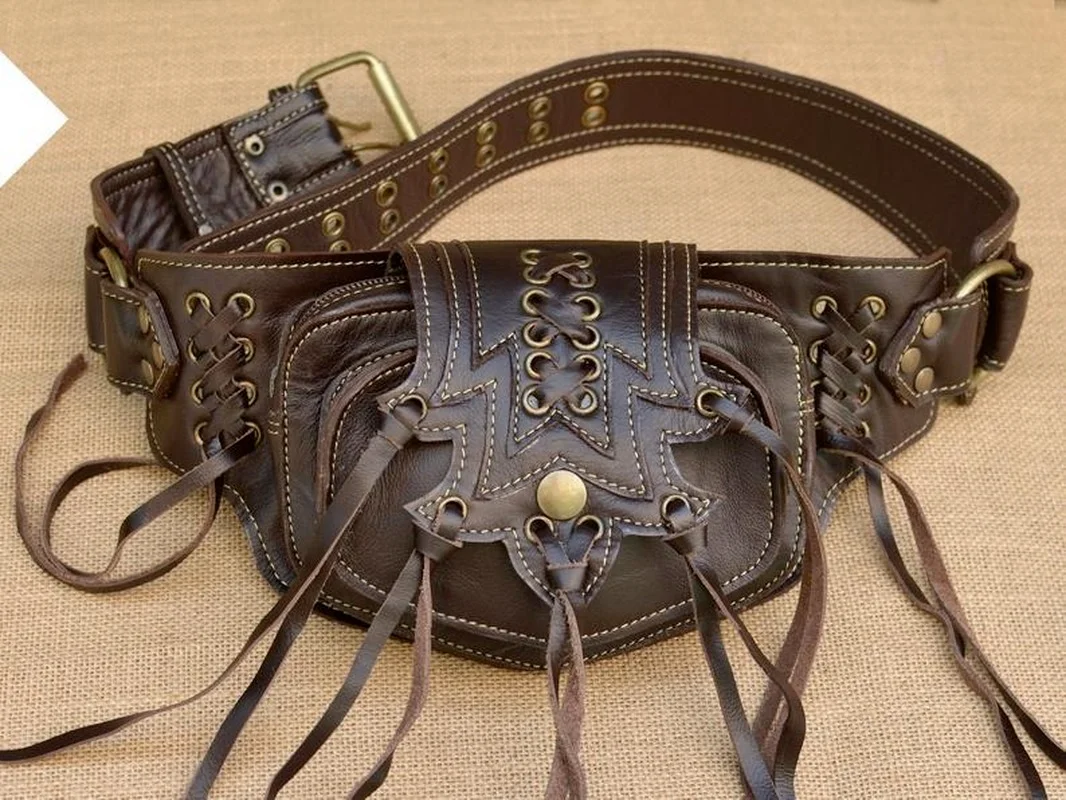 

Victorian Gothic Steampunk Metal Leather Messenger Bag Men Women Vintage Medieval Accessories Motorcycle Mini Crossbody Bag
