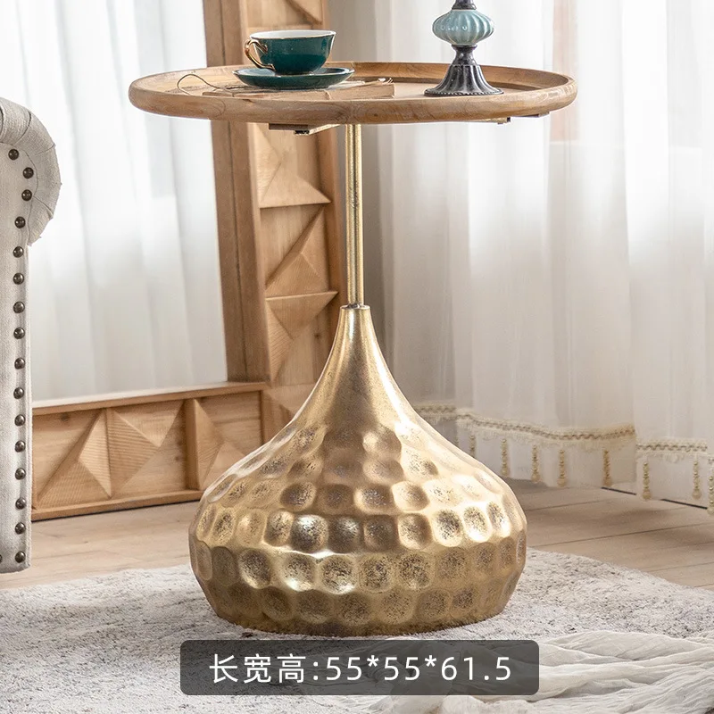 Маленький круглый стол в американском ретро стиле из массива дерева угловой