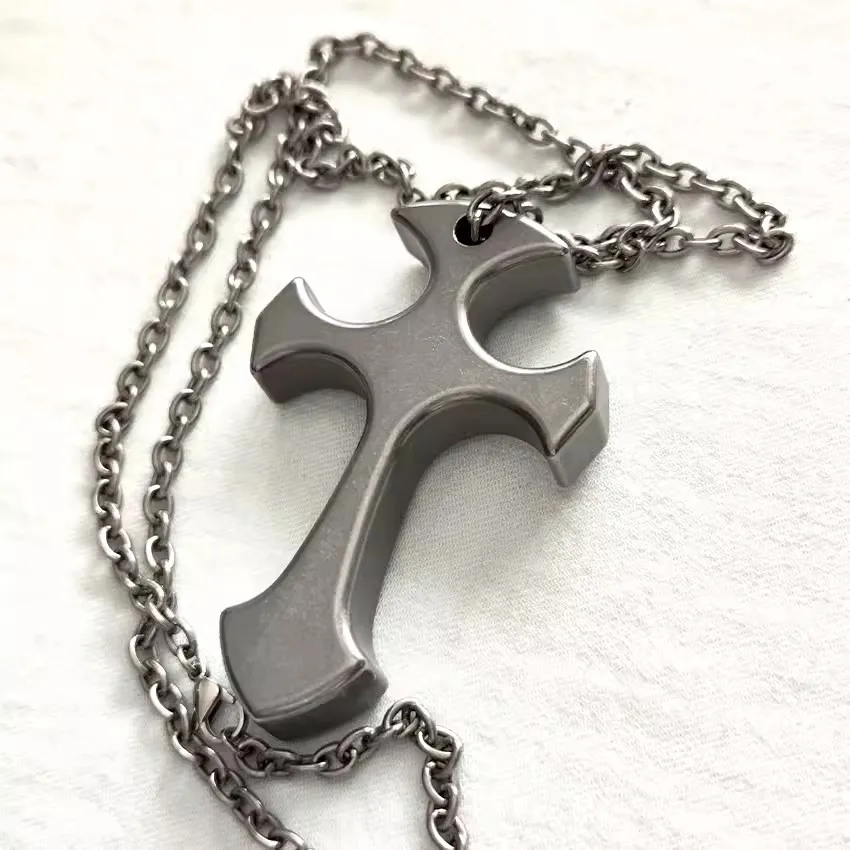 

Многофункциональный инструмент из титанового сплава