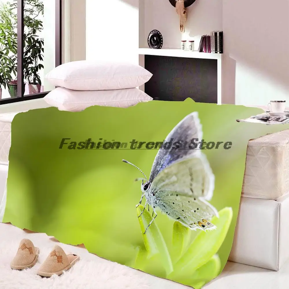 

Butterfly Blanket Luxury Throw Blanket Floral Colorful Plush Bedspreads Geometric Sherpa Fleece Blanket