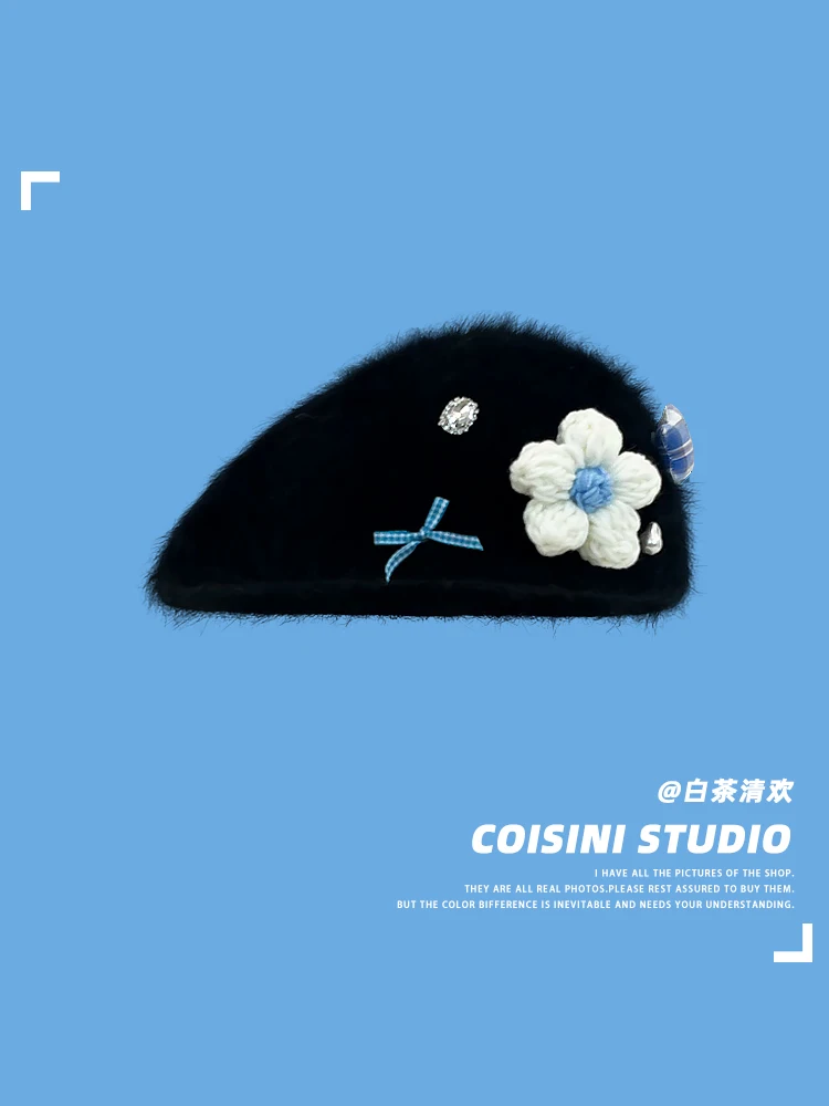 Новинка 2024 милая шапка с имитацией кроличьего меха и цветами модная