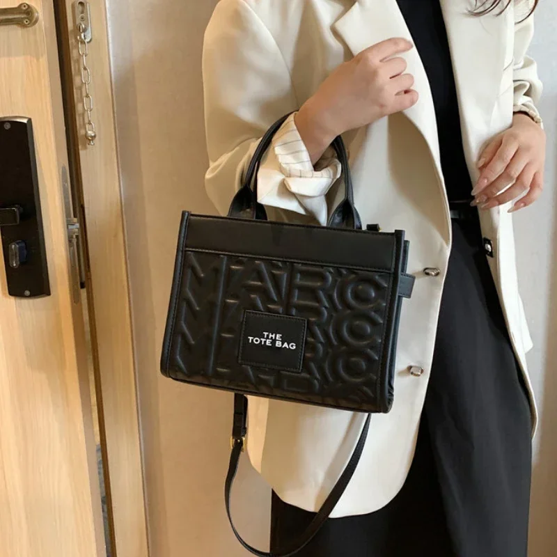 

Women Satchels Large Capacity Tote Bag Embossed Letter Commute Handbag Luxury Designer Bag Ladies Casual Shoulder Messenger Bags