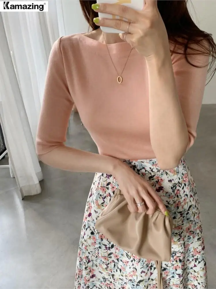 Футболка женская трикотажная с круглым вырезом в Корейском стиле | Женская