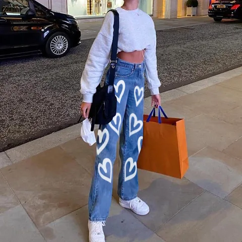Y2K Women Wide Leg Jeans High Waisted Fit Graffiti Style Heart Graphic Print Fashion Slender Aesthetic Vintage Baggy Streetwear