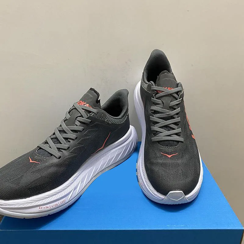 Unisex Carbon Plate Ultra light anti-slip shockproof Marathon Running shoes lovers breathable road running jogging sneakers