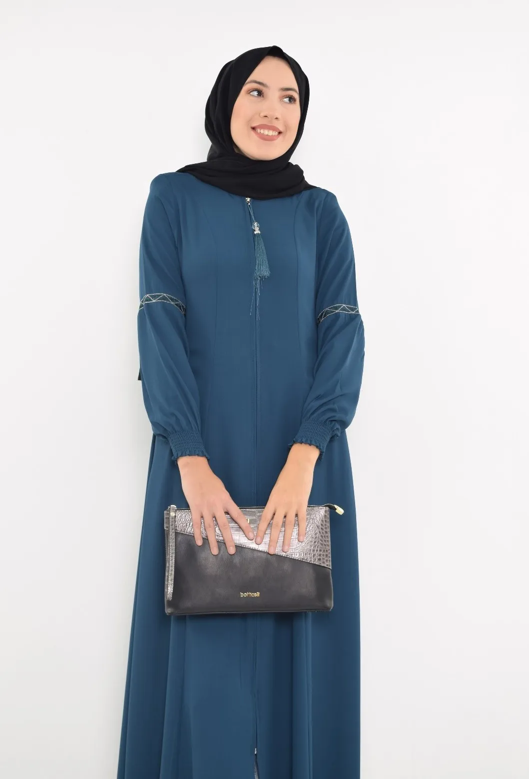 

Hijab Ferace 1958