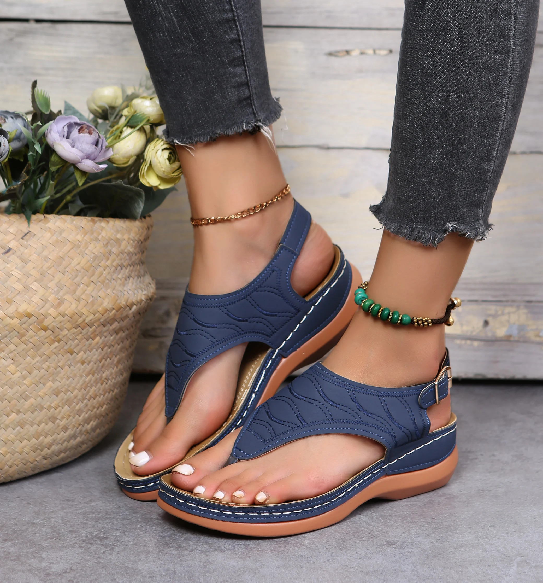 

New Women Summer Shoe 2022 Platform Non-slip Sandals Women Closed Toe Wedge Sandals Ladies Light Casual Shoes Large Size 35~44