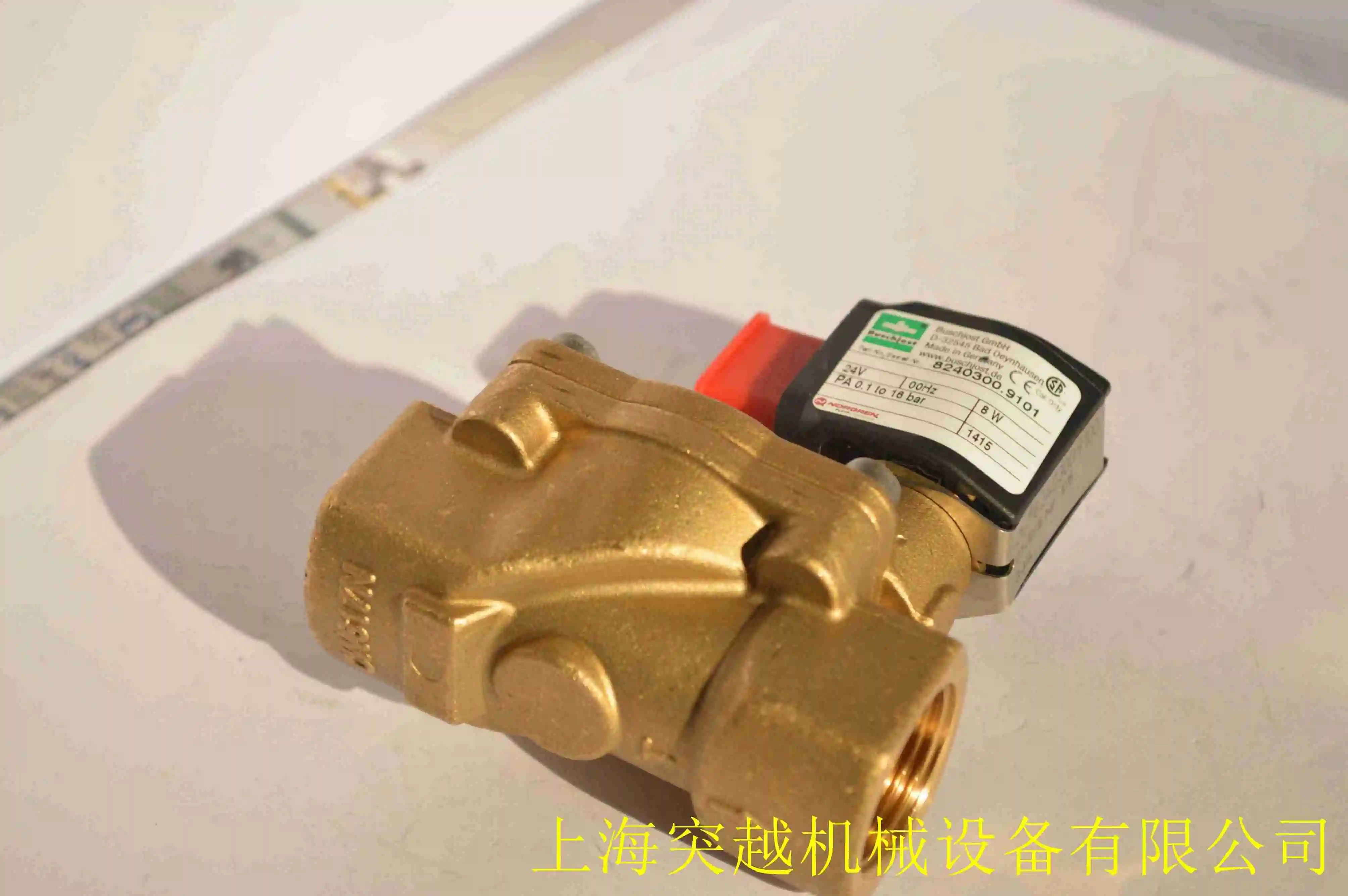 Электромагнитный клапан Buschjost 8240400.9136.230.49 с ручным управлением 230 В переменного