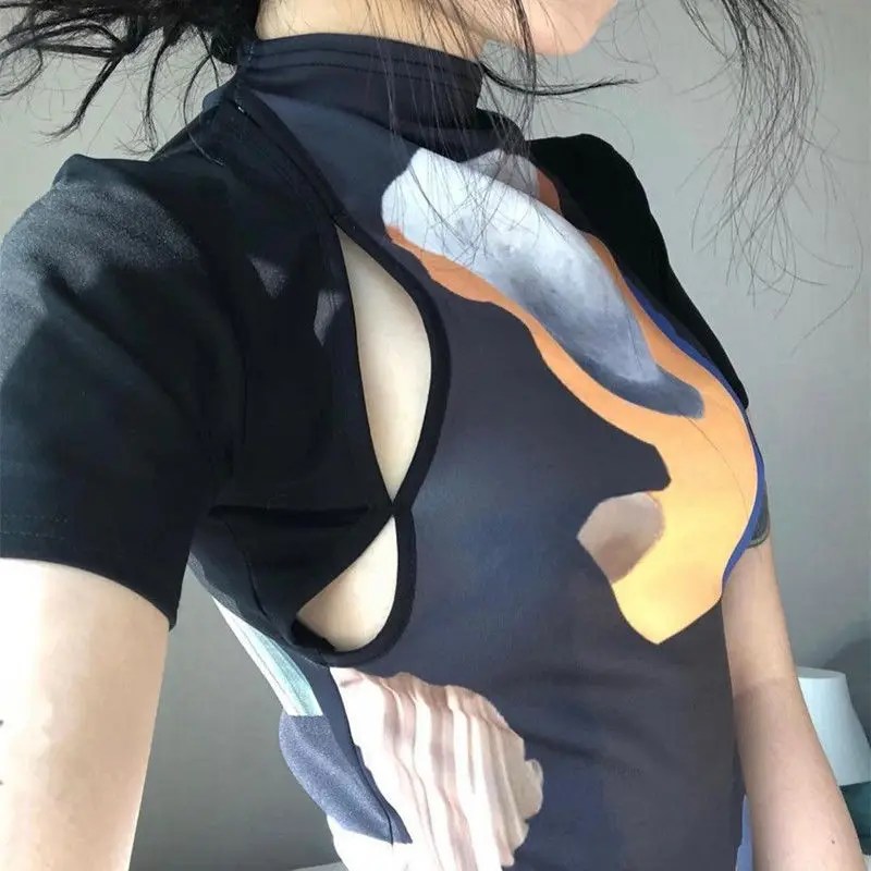 

Women's Summer Suit Top Design Personality Printing Sexy Hollow Side Slit Short-sleeved T-shirt Women's Fashion Slim Tops