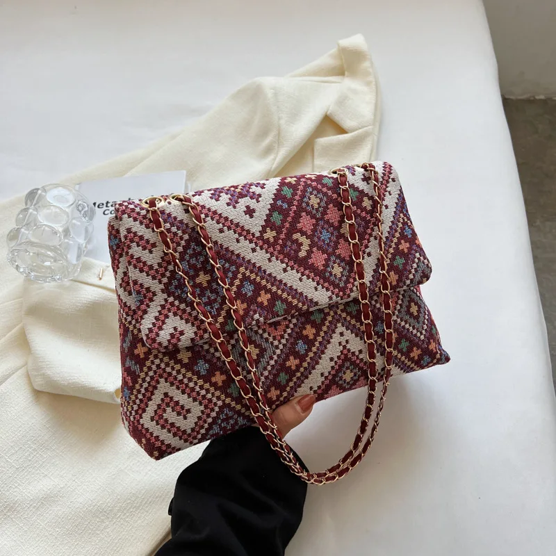

Модная вместительная сумка в этническом стиле для женщин, новинка весны 2023, модная сумка-тоут на одно плечо с цепочкой для подмышек