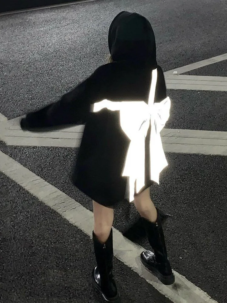 

Reflective Light Bow Tie Sweatshirt Women Harajuku Design Sense Streetwear Plush Thickened Hooded Jacket Fashion Top