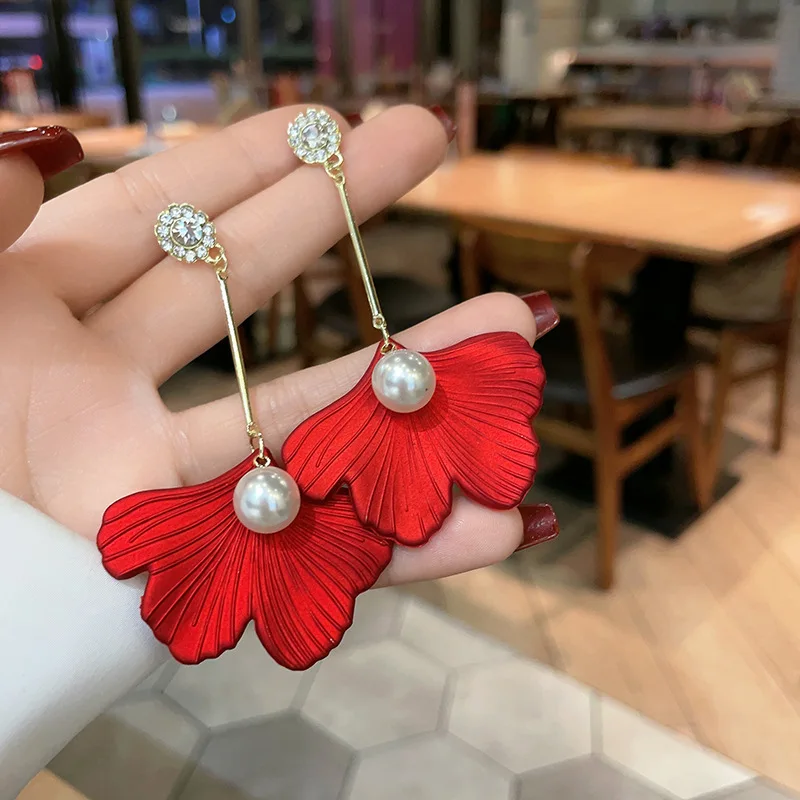 

Exquisite Red Flower Earrings for Women Rhinestone Long Tassel Zircon Earring Girls Wedding Party Temperament Jewelry 2023 New
