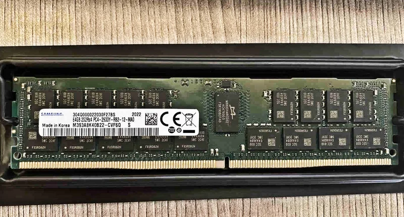 

RAM 64G 2RX4 DDR4 2933Y ECC REG RDIMM memory stick M393A8G40AB2-CVF