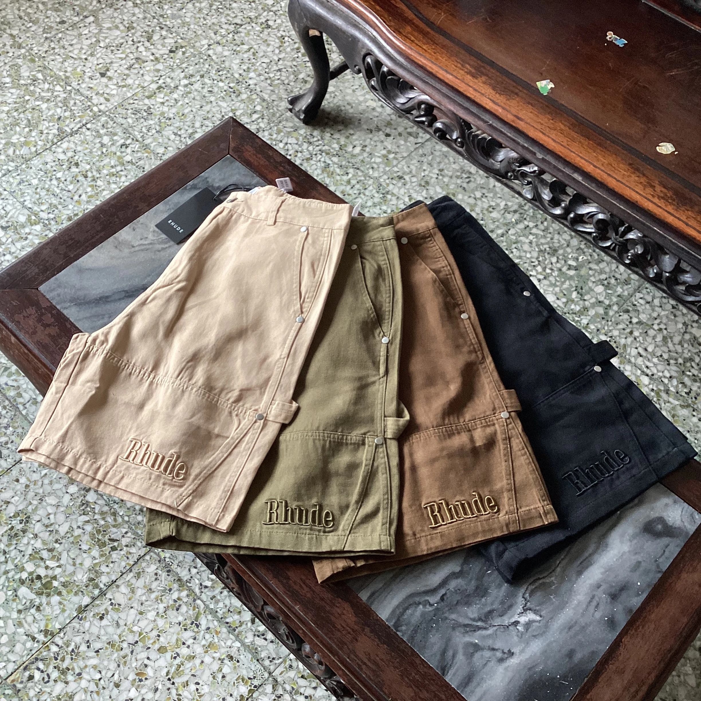 

2024 New Letter Embroidered Men Women Work Shorts Solid Color Pocket Cotton Shorts