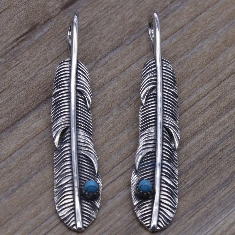 

Takahashi Kagura Goro's 925 Sterling Silver Blue Turquoise Personality Feather Pendant Creative Retro National Trend Men Jewelry