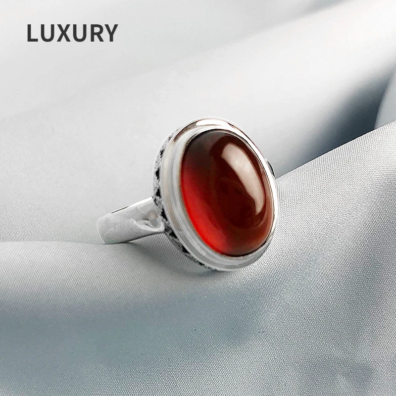 

Luxury 100% S925 Sterling Silver Sparkling Retro Inlaid Garnet Rings For Women Sparkling Party Fine Jewelry Wholesale
