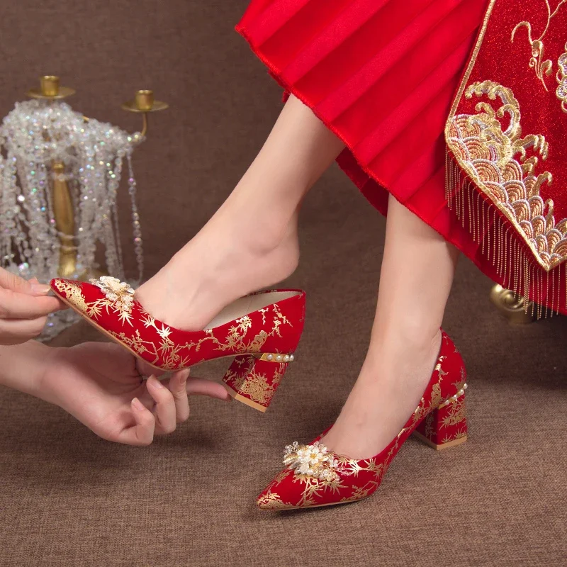 Новые элегантные красные туфли для банкета свадебные на высоком каблуке модные