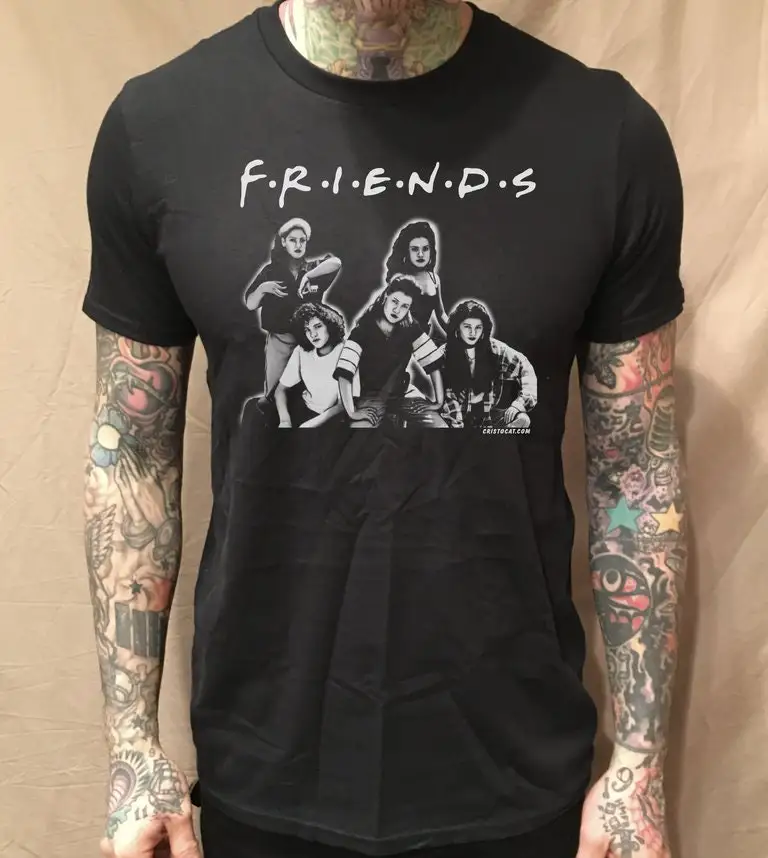 Mi Vida Friends на черной футболке