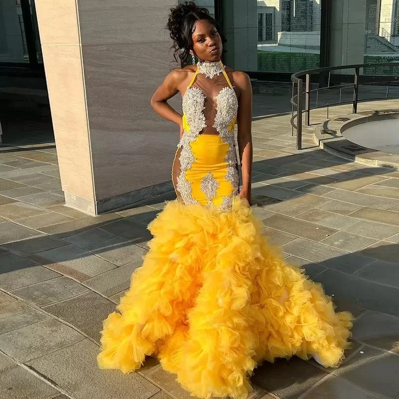 

Sexy Yellow Halter Prom Dresses Backless Ruffles Bottom Vestidos De Graduacion Party Gowns See Through Side Robes De Soiree