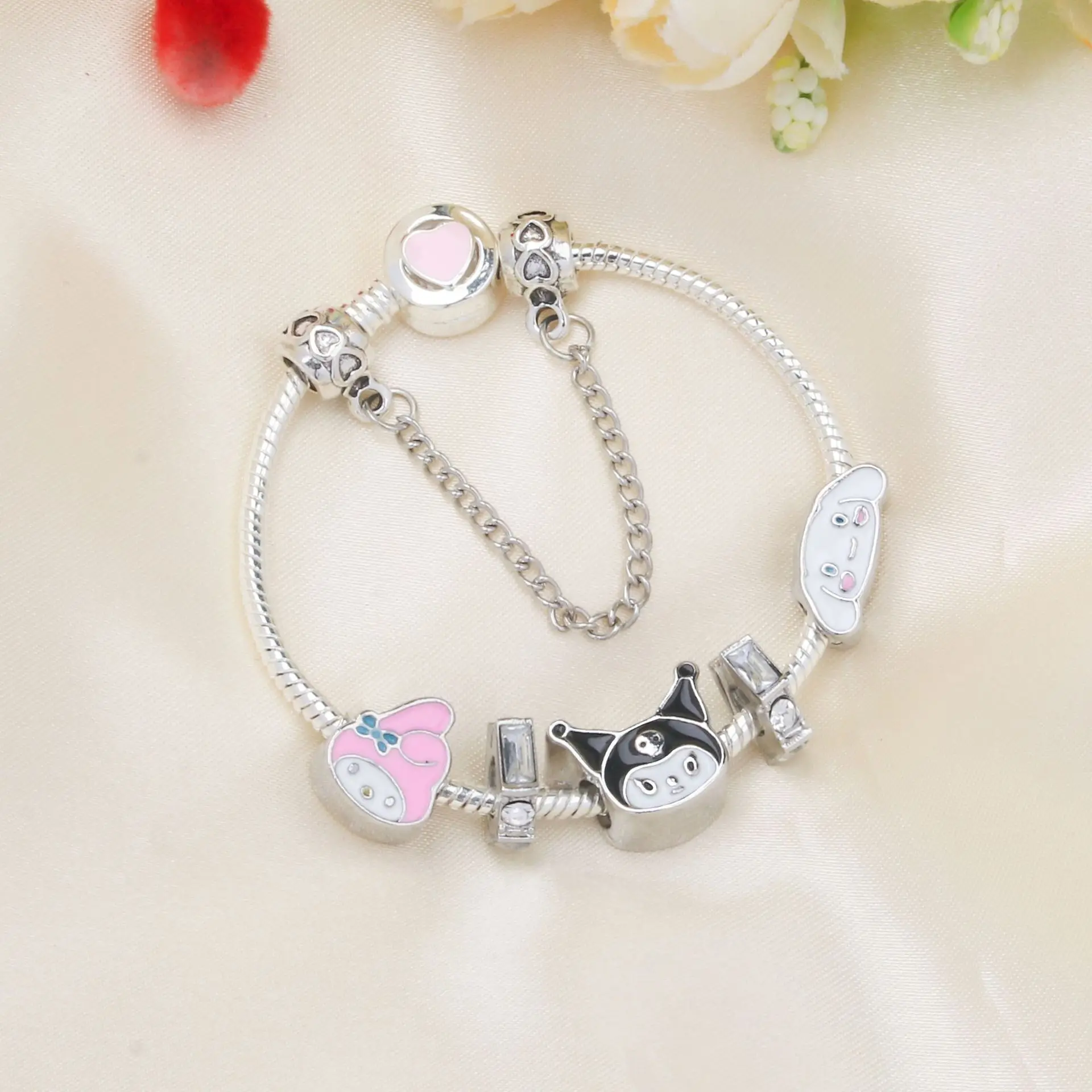 

New 2022 Kawaii Sanrioed Kuromi My Melody Cinnamoroll Anime Cartoon Love Diy Beaded Bracelet Girl Jewelry Toys for Girls