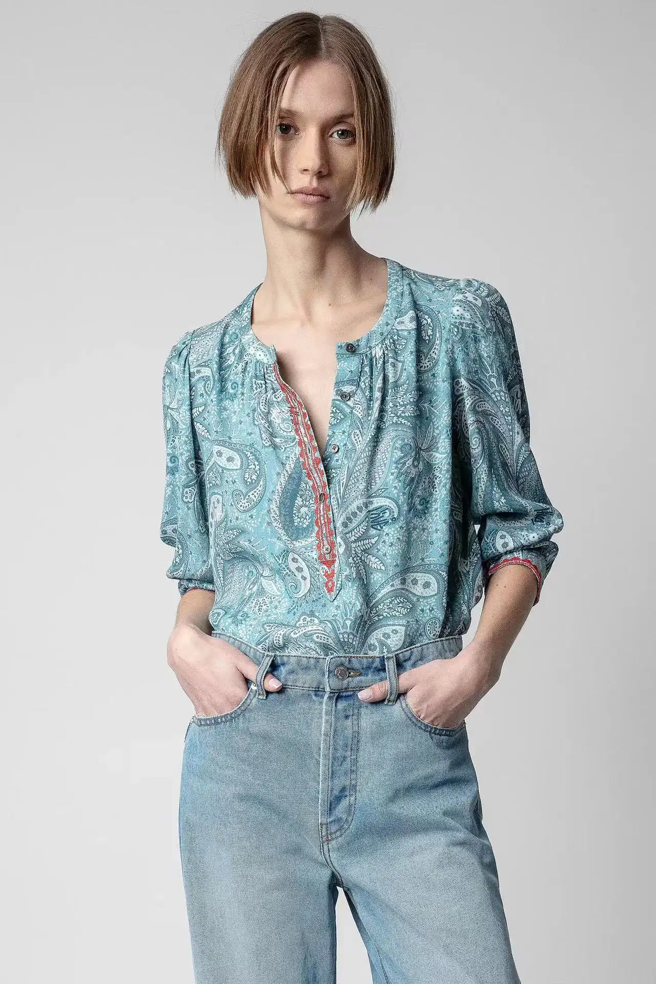 

2023 Spring and Summer New Blue Printed Long-sleeved Shirt