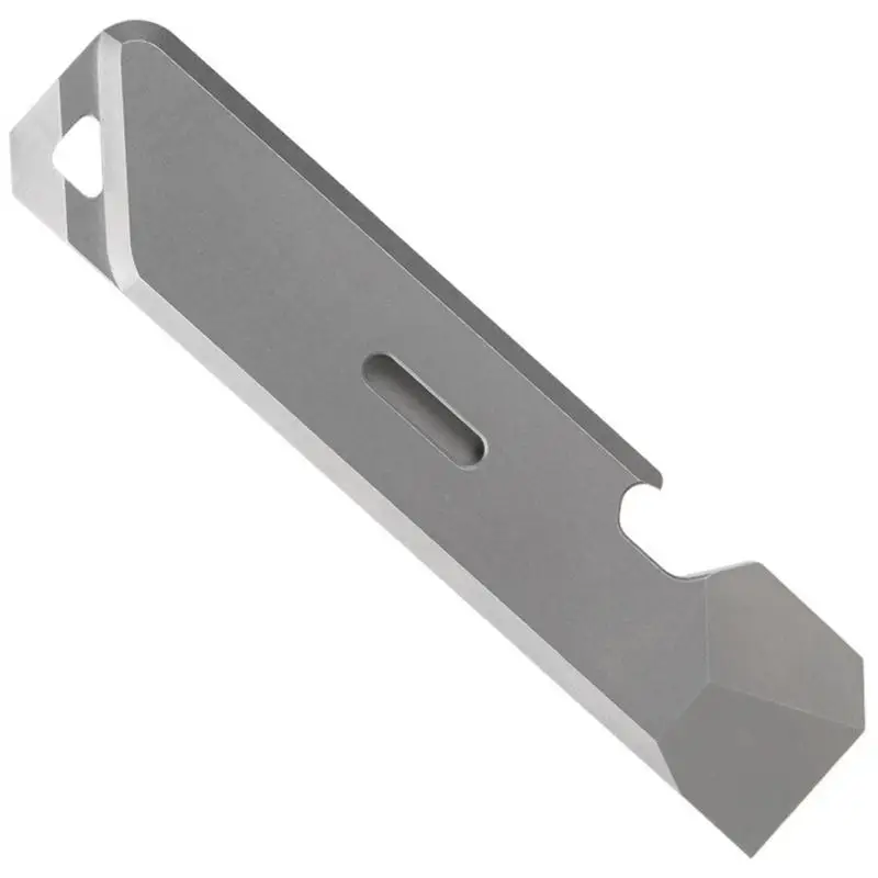 

Инструмент для открывания бутылок из титанового сплава