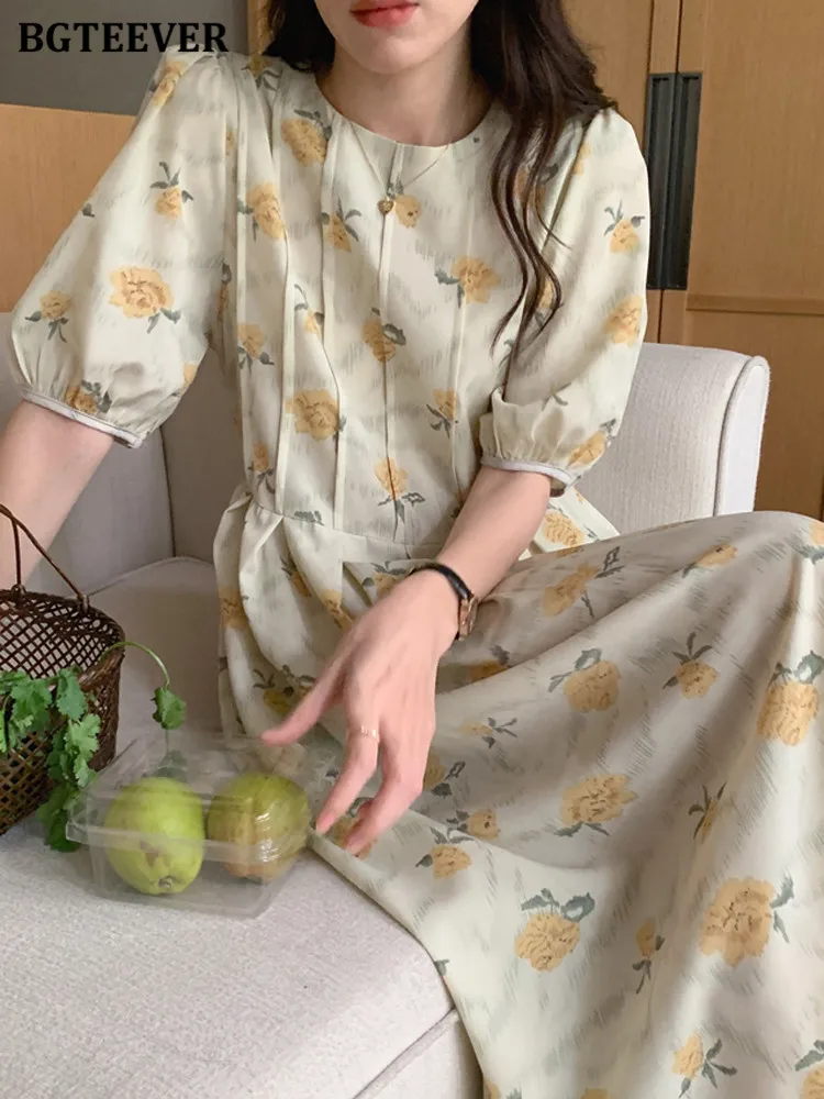 

Платье BGTEEVER женское с круглым вырезом, винтажное повседневное ТРАПЕЦИЕВИДНОЕ, с цветочным принтом, средней длины, с пышными рукавами, прита...