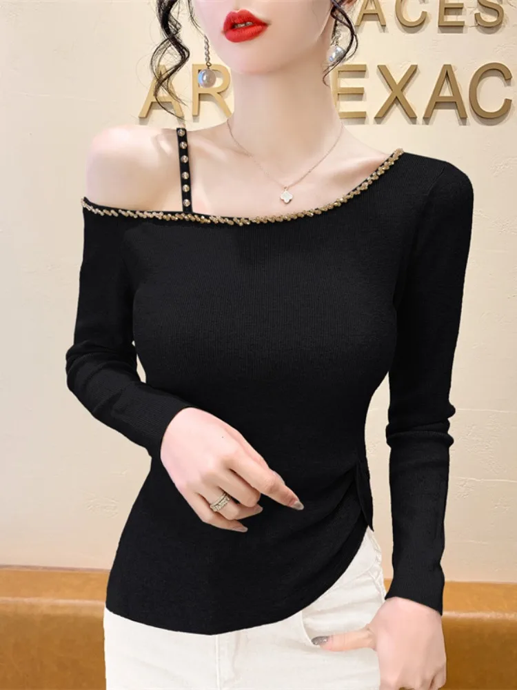 Трикотажная женская рубашка с открытыми плечами и длинным рукавом