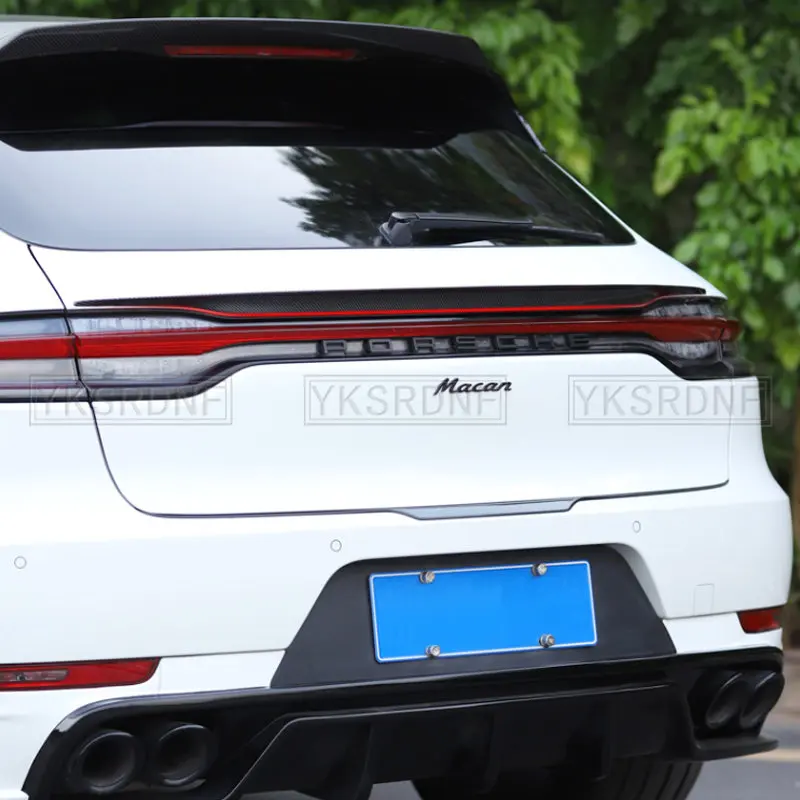 Фото Настоящий карбоновый задний спойлер для Porsche Macan GTS Turbo 2018-2020: Модифицированные тюнинг-детали для аэродинамического обвеса и стайлинга экстерьера №2
