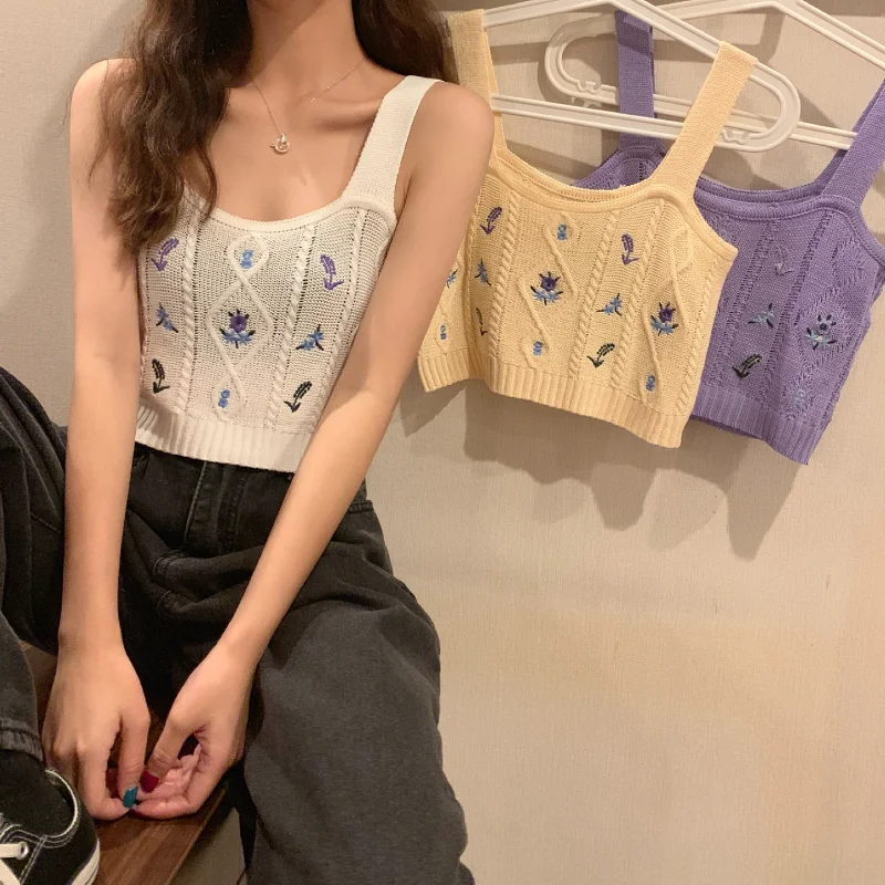 

Women's Floral Embroidery Knitted Crop Top Women's Casual Tubular Top Casual Ribbed Cute Top Crop Top Women Summer Tank Top