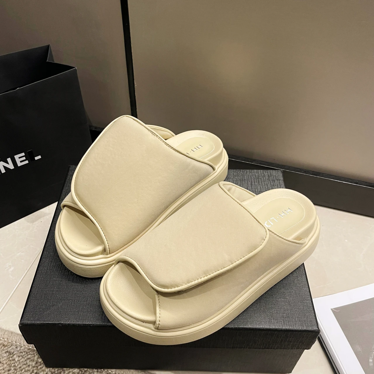 

Шлепанцы женские на толстой подошве, Повседневные Удобные туфли без задника, с открытым носком, на липучке, уличная стильная обувь, сланцы