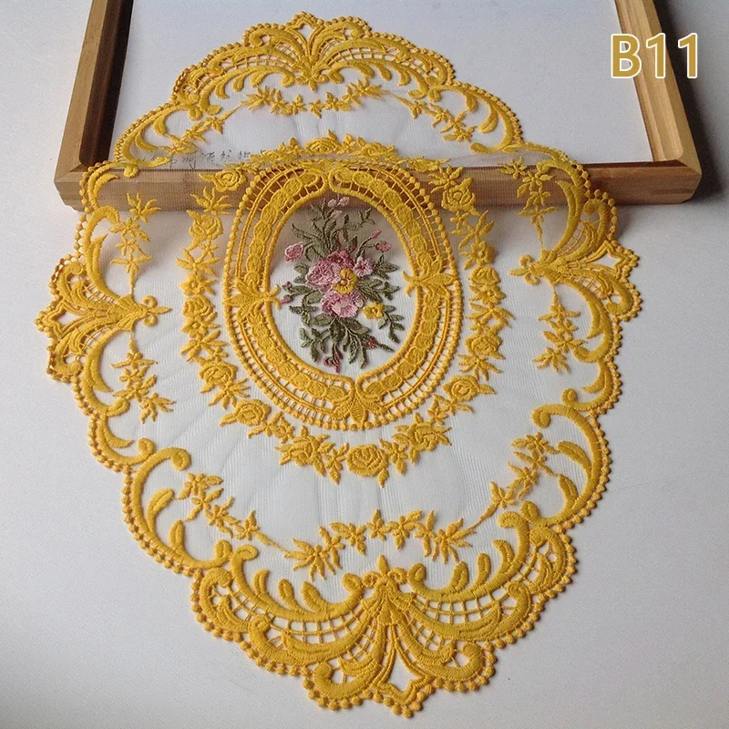 

Круглая кружевная скатерть из хлопка