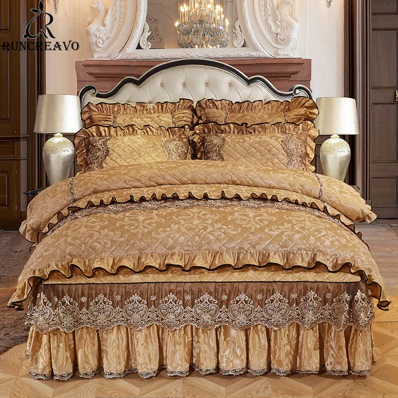 

European Lace Velvet 4pcs Bedding Set Queen Duvet Cover Quilted Bedskirt Ruffle Soft Warm Full King Size Luxury Two Pillowcases