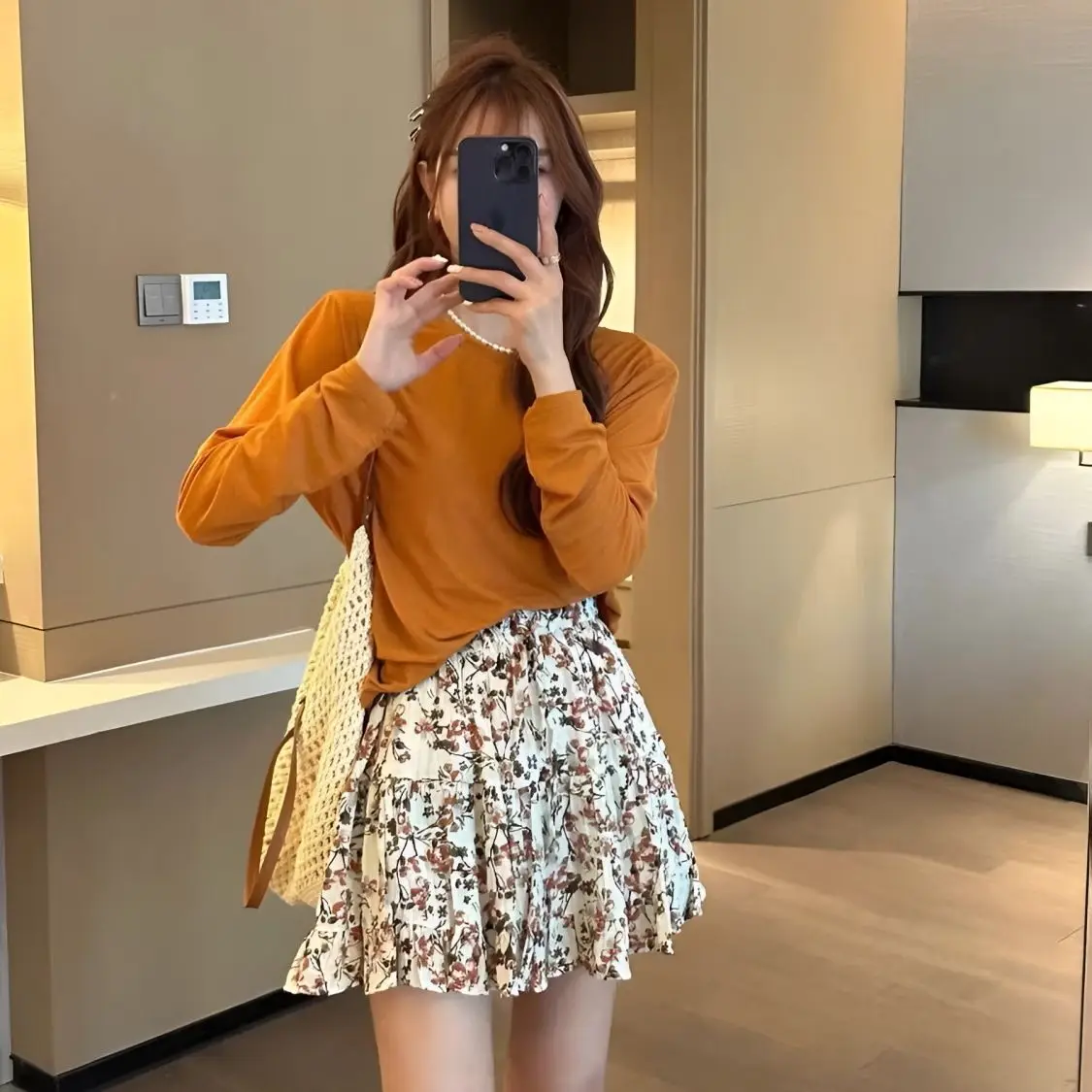 Женский костюм с цветочной юбкой летний однотонный джемпер длинным рукавом и