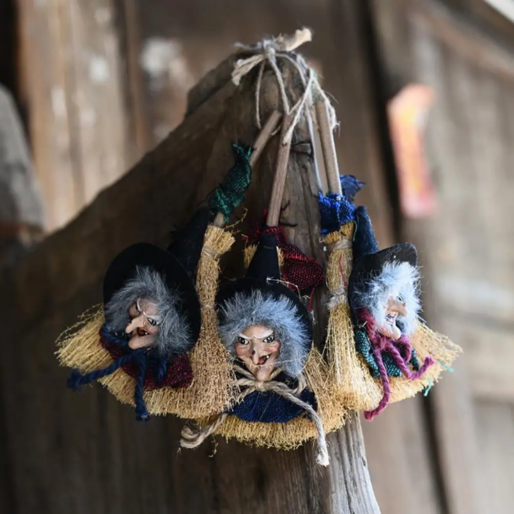 

Flying Witch Prop Spooky Halloween Decor Witch Broom Pendant Old Woman Prop Haunted House Rag for Door Window Scary Witch Decor