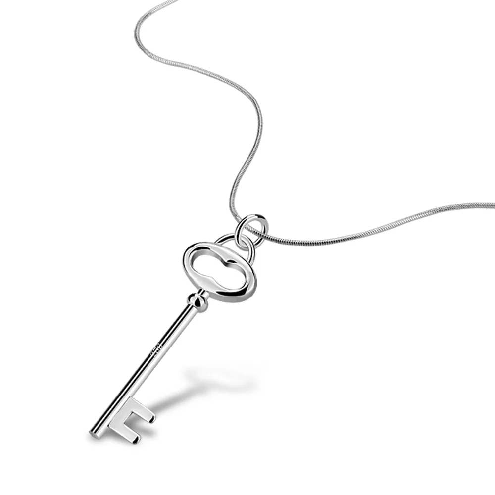 

ziqiudie925 Sterling Silver Crown Necklace Female Heart Crown Key Iris Key Pendant 2023 Everything clavicle chain summer jewelry