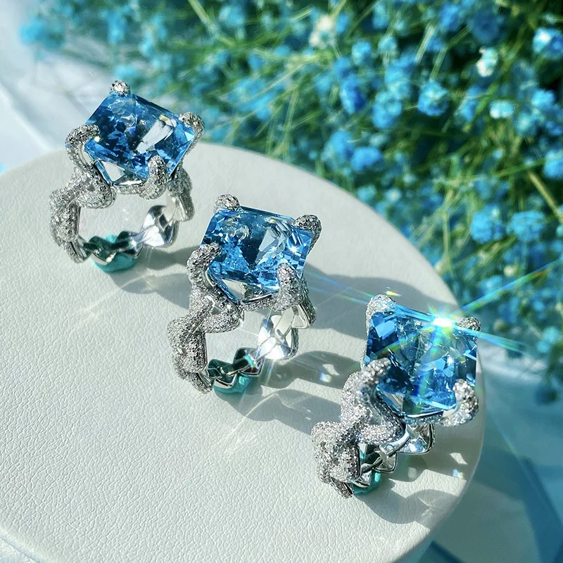 

Inlaid Diamond Imitation Natural Aquamarine Temperament Fashion Ring Shiny Jewelry For Women