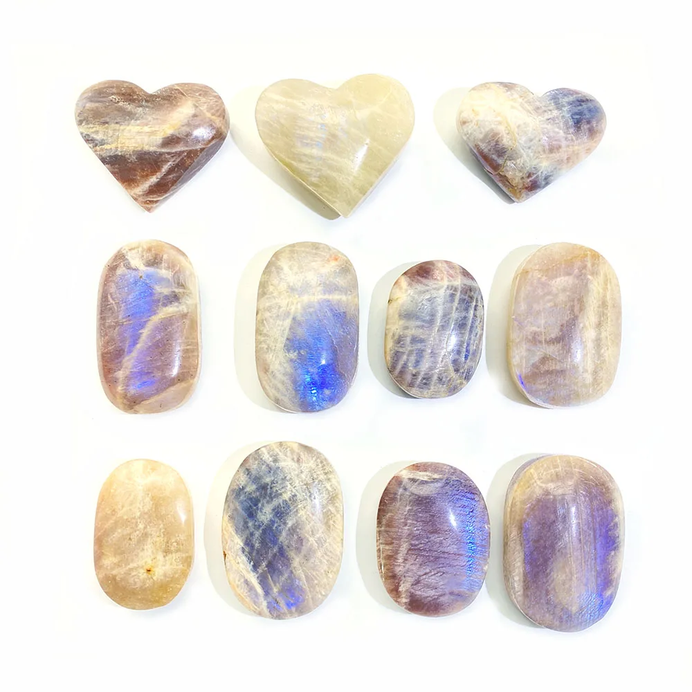 

Factory Price Wholesale High Quality Natural Crystal Stone 6 Cm Blue Moonstone Palm