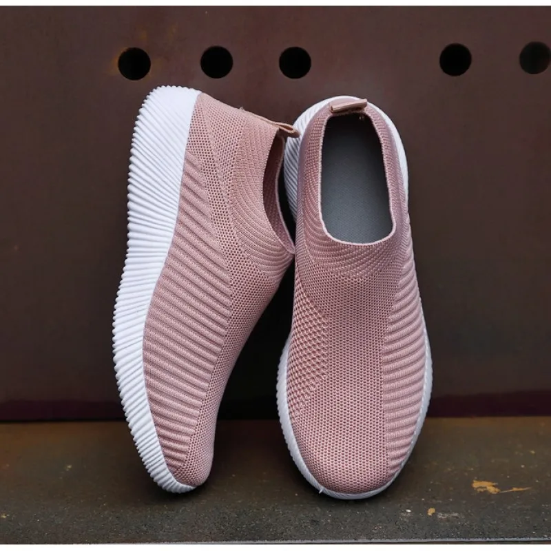 

Women's Vulcanized Shoes High Quality Women Sneakers Slip On Flats Shoes Women Loafers Plus Size 43 Walking Flat Tenis Feminino