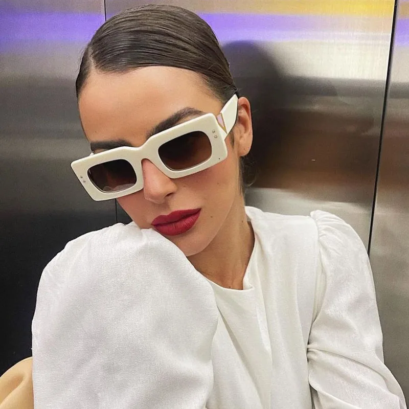 

Очки солнцезащитные Мужские квадратные, модные роскошные модные солнечные очки с заклепками, прямоугольной формы, классические, UV400