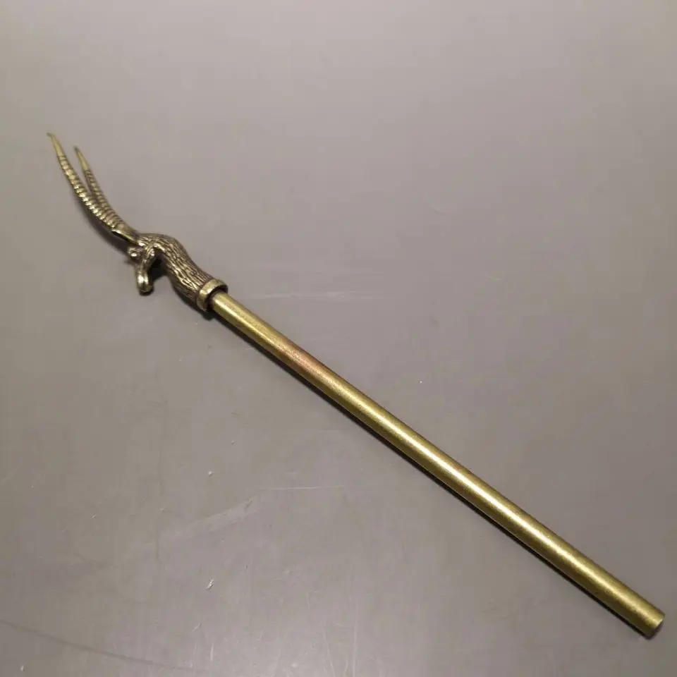 

Solid archaize brass statue Animal pot insert antelope monkey magpie lotus iron pot lid fork tea ceremony craft collection