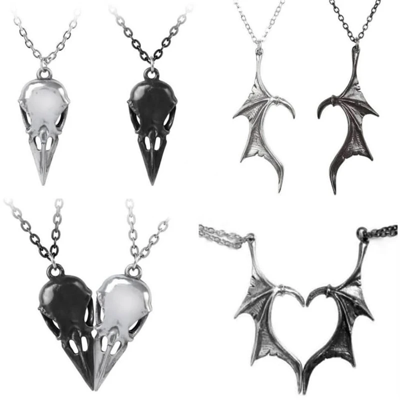 

Demon Bat Wings Spliced Love Alloy Necklace Couple Retro Gothic Punk Skull Head Collar Chain Personality Couple Pendant Necklace